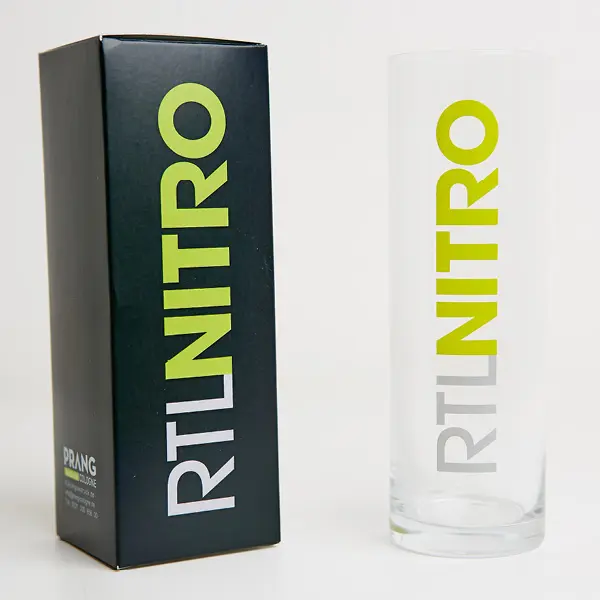 Kölschglas mit Logo Romaco Kilian und Verpackung mit Hohenzollernbrücke
